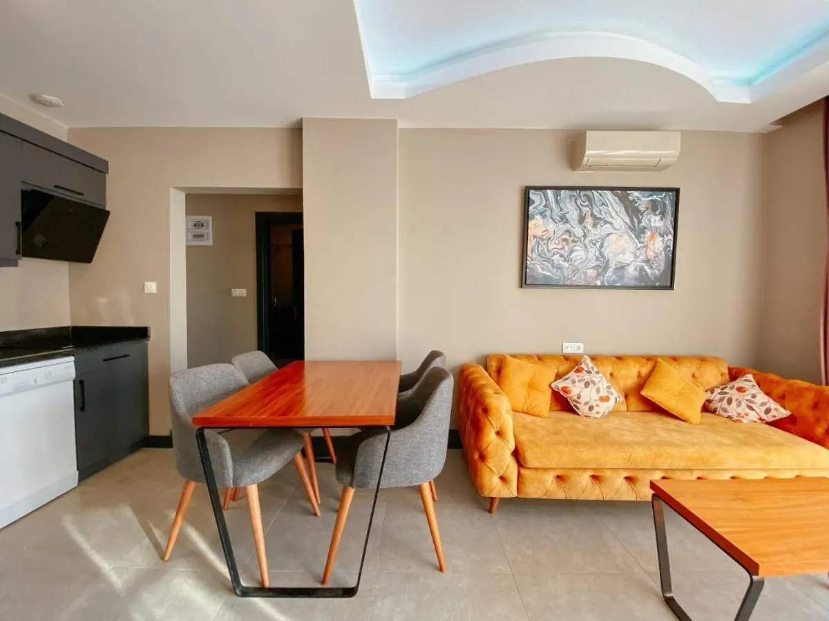 Oeluedeniz 1+1 Modern Summerhouse With Swimming Pool Fethiye Apartmanhotel